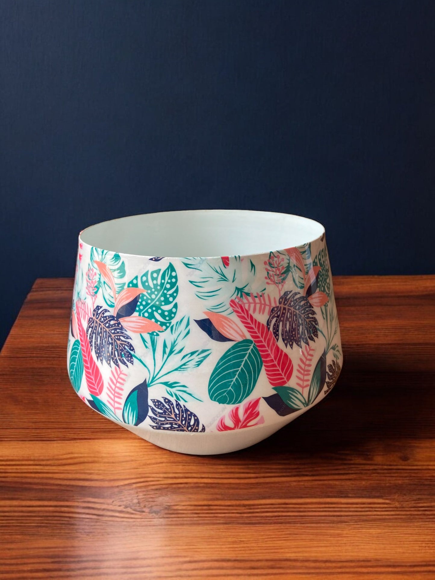 Modern Metal Indoor Planter (Medium Size) with Metal Stand