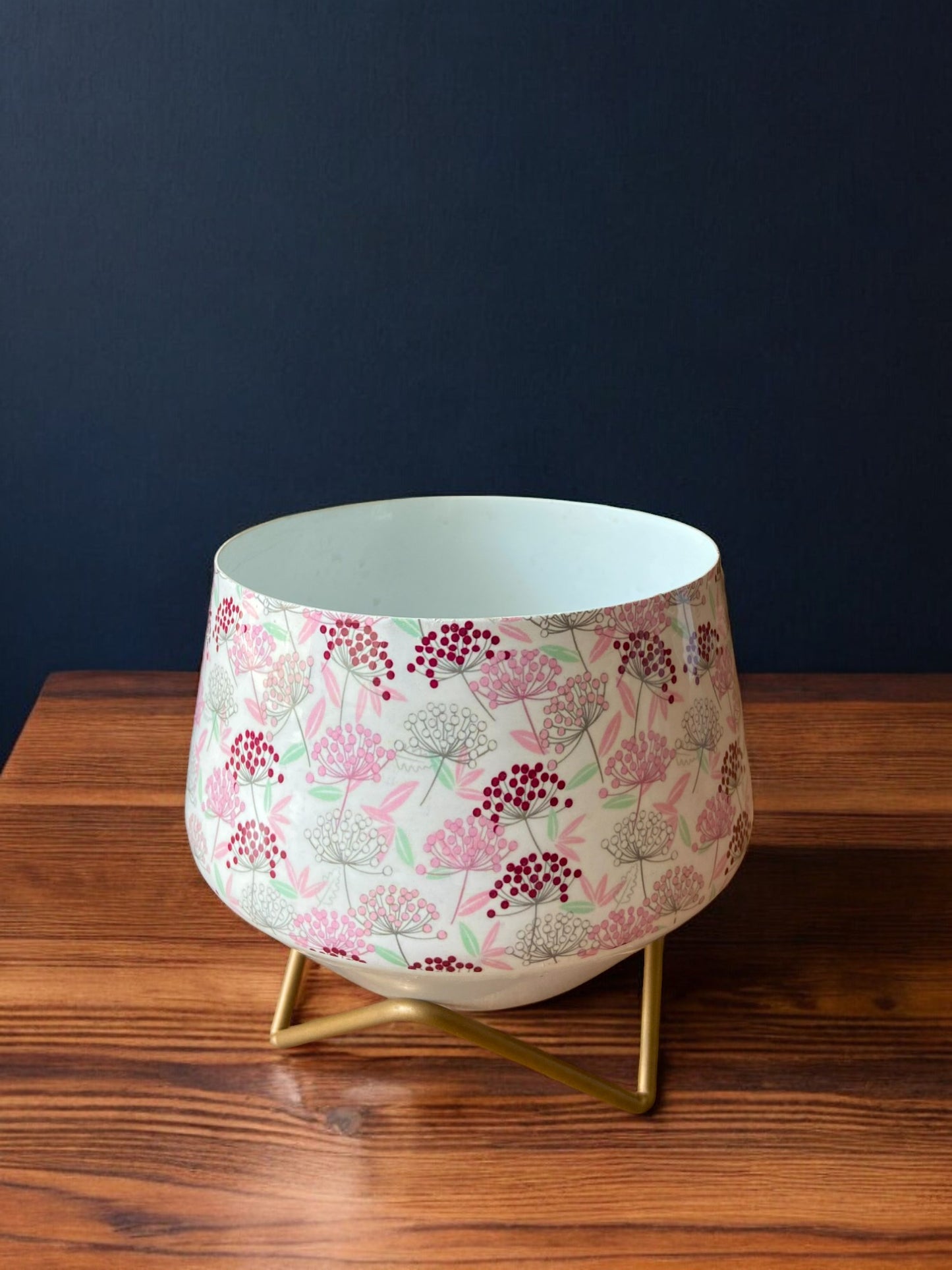 Modern Metal Indoor Planter (Medium Size) with Metal Stand