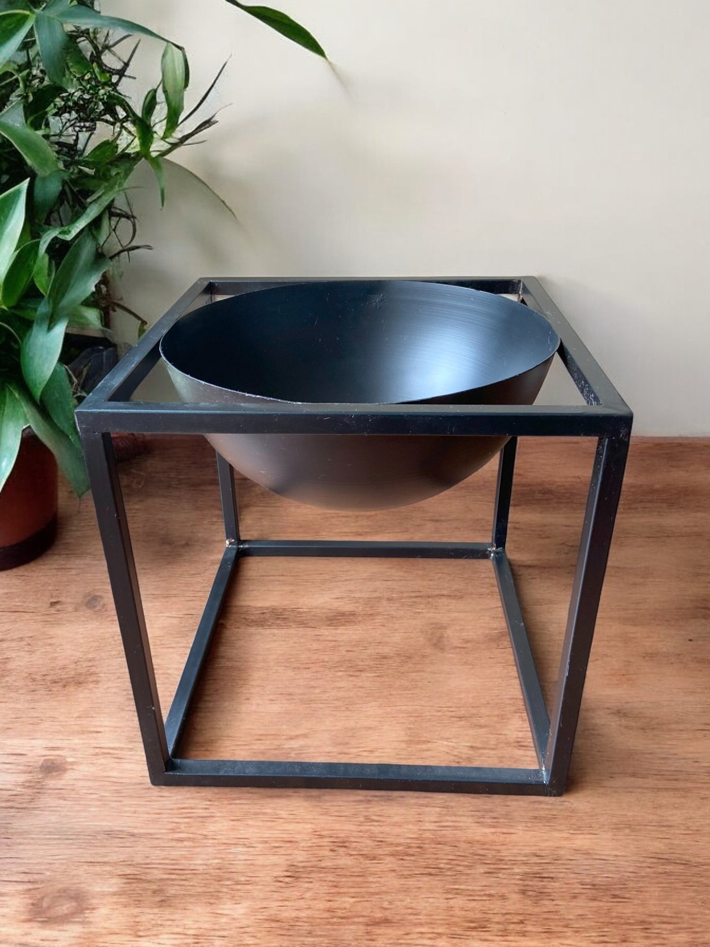 Geometric Metal Planter Stand with Matte Black Bowl