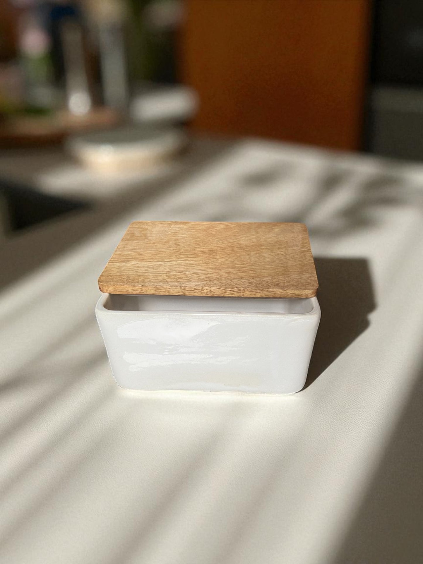 Modern Kitchen Storage Ceramic Container with Wooden Lid