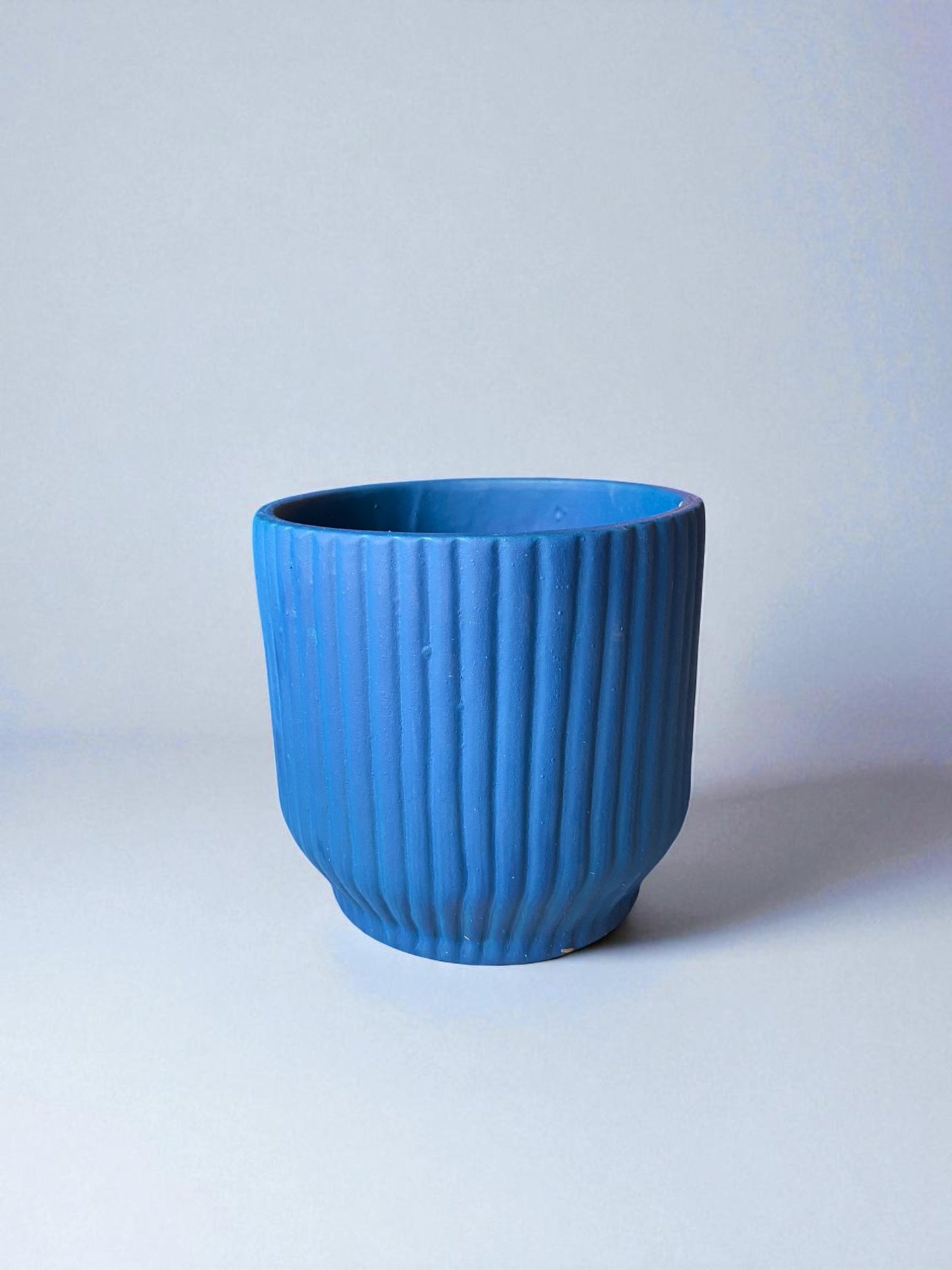 Modern Ribbed Ceramic Plant Pot, Indoor Outdoor Decorative Planter
