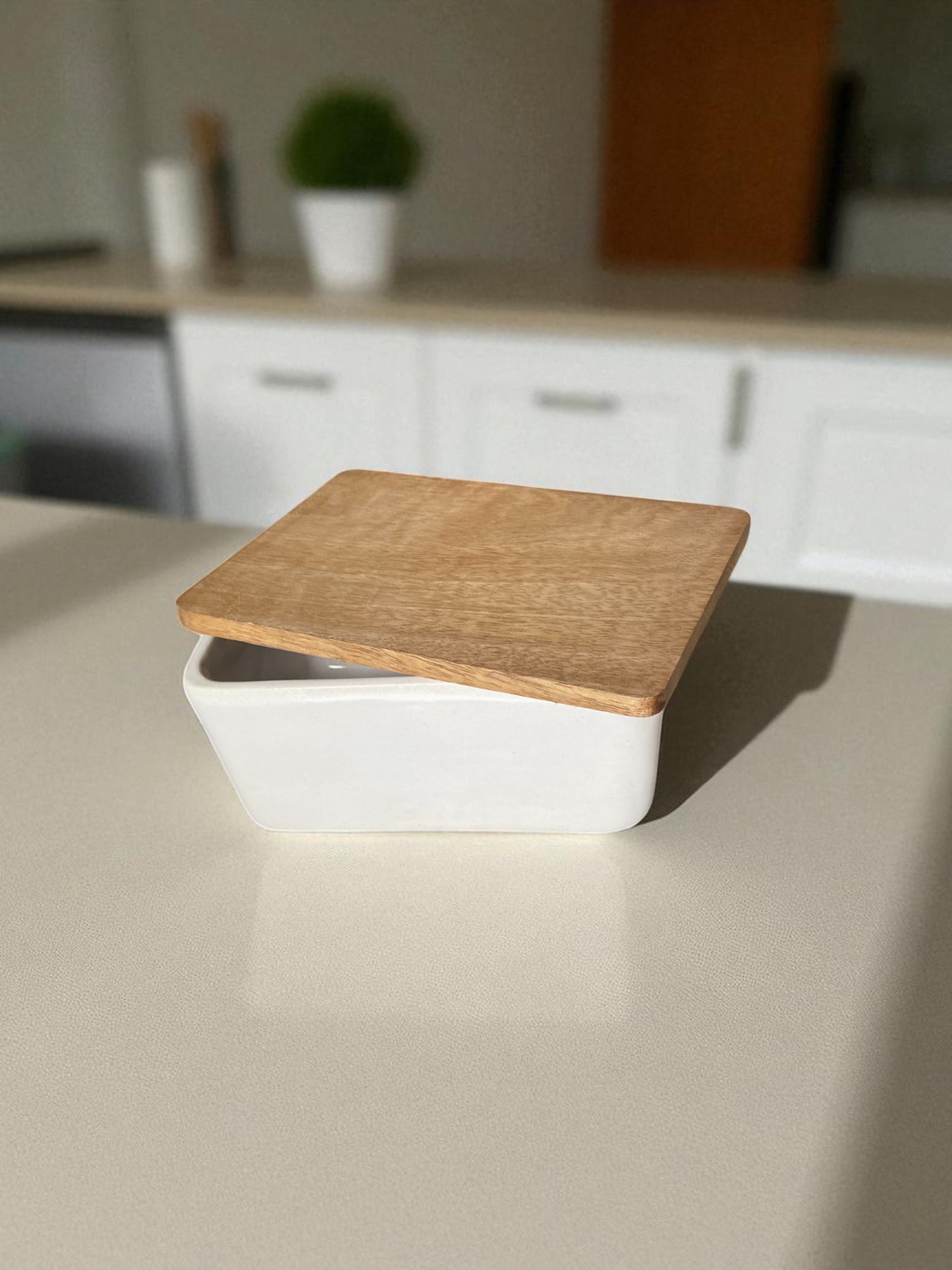 Modern Kitchen Storage Ceramic Container with Wooden Lid